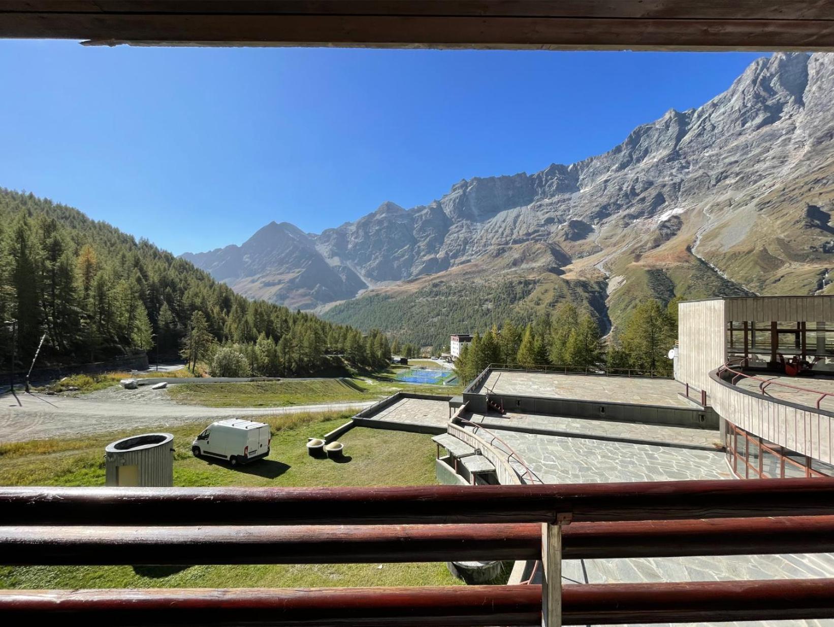 Cervinia Sky & Ski بيريوِل تْشيرفينيا المظهر الخارجي الصورة